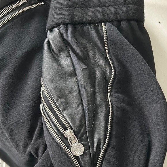 π₯π₯π₯Black Tapered Sweatpants with Elastic Waistband with good condition πππππ - Picture 8 of 11